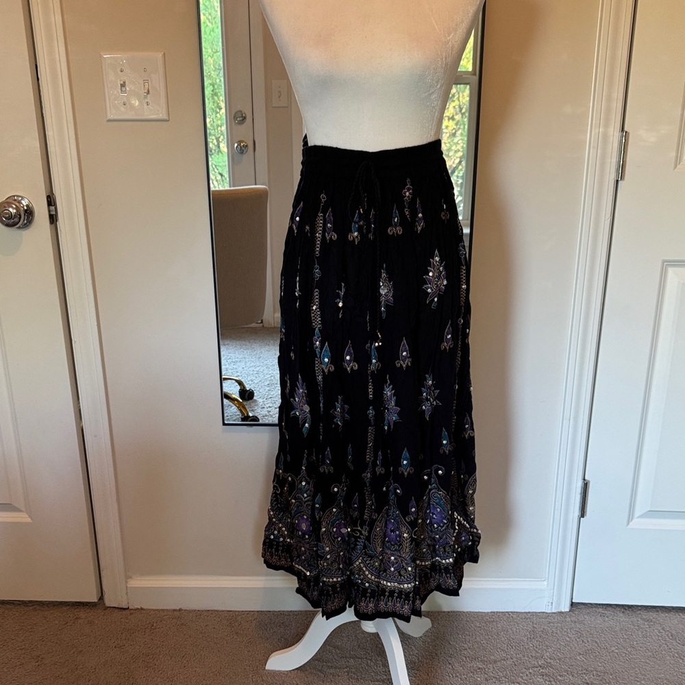 Embroidered Black Skirt